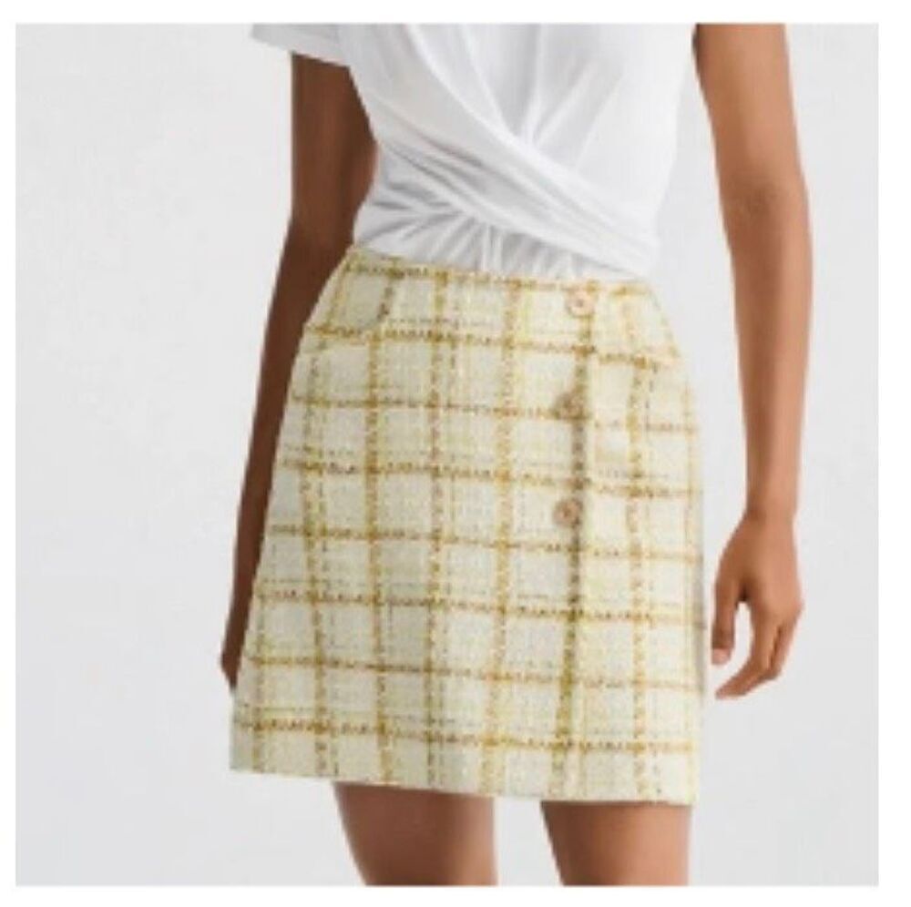 NWOT CAbi “CoCo” plaid yellow and white tweed mini skirt - 6